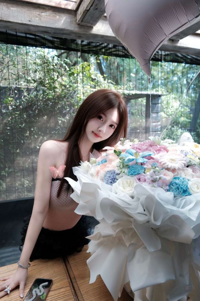 南京外围 170 清纯学妹兼职